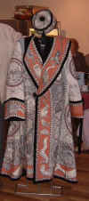 storytellingcoat.jpg (50796 bytes)